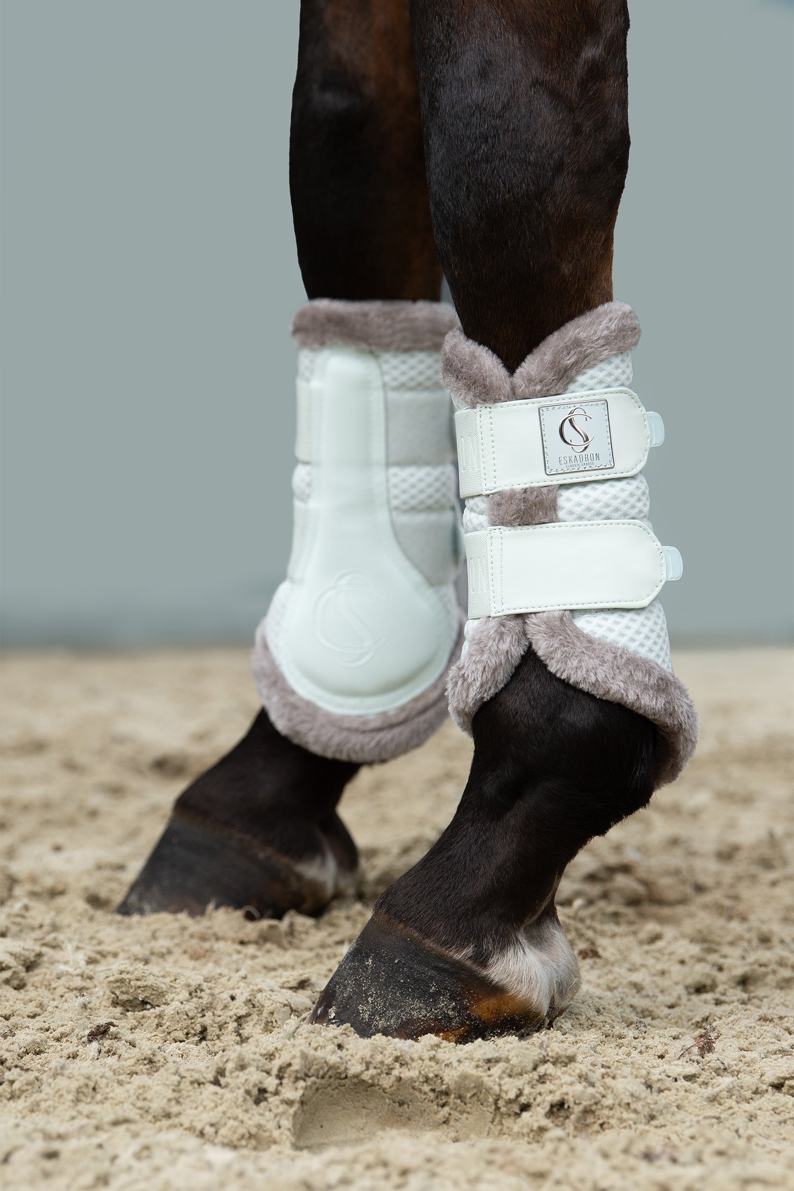 Eskadron Classic Sports Tendon Boots Mesh Fauxfur SS24 Leg Protection & Hoof Protection for Horses