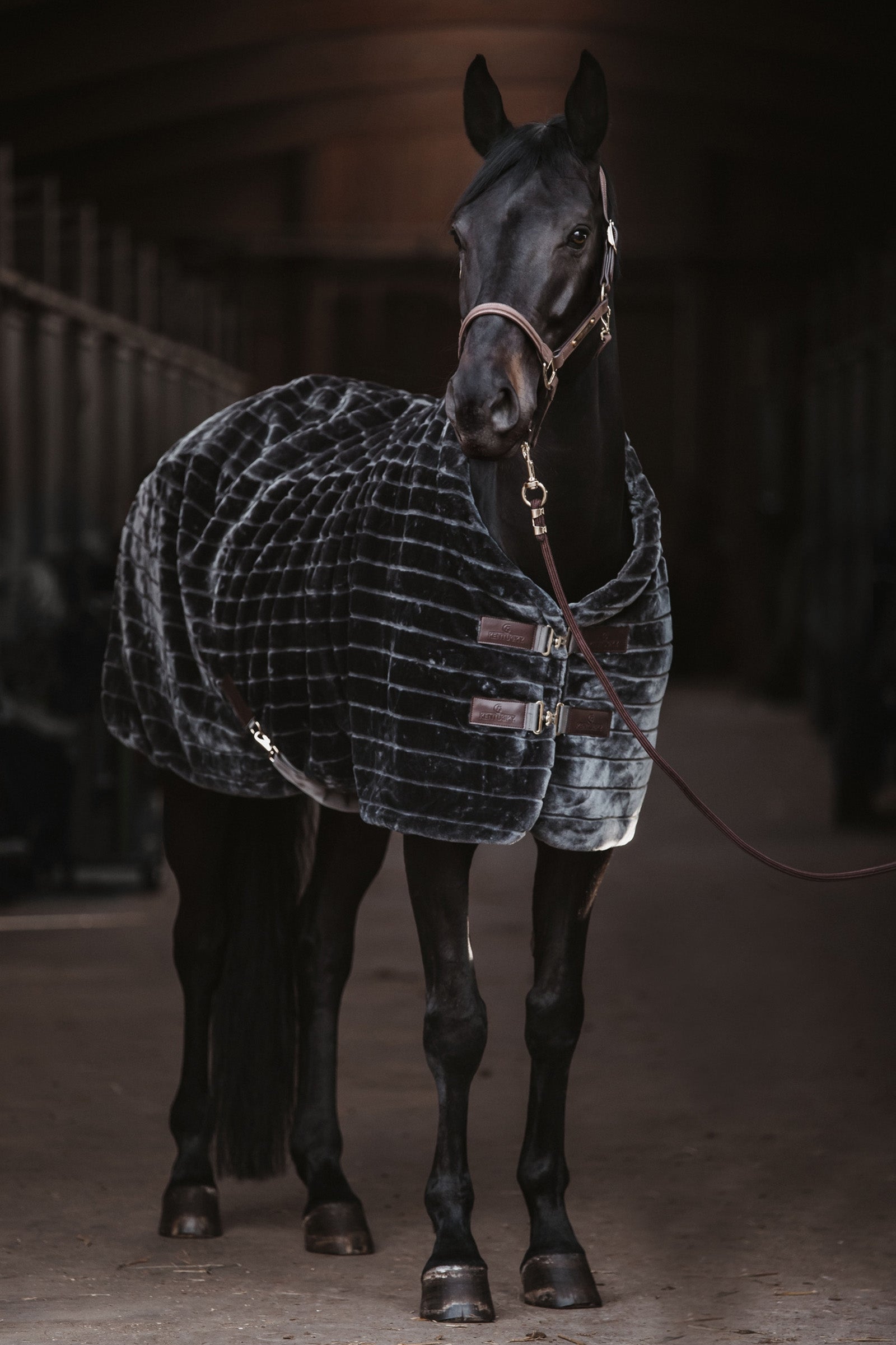 Kentucky Horsewear Fake Fur Stable Rug Horse Rugs