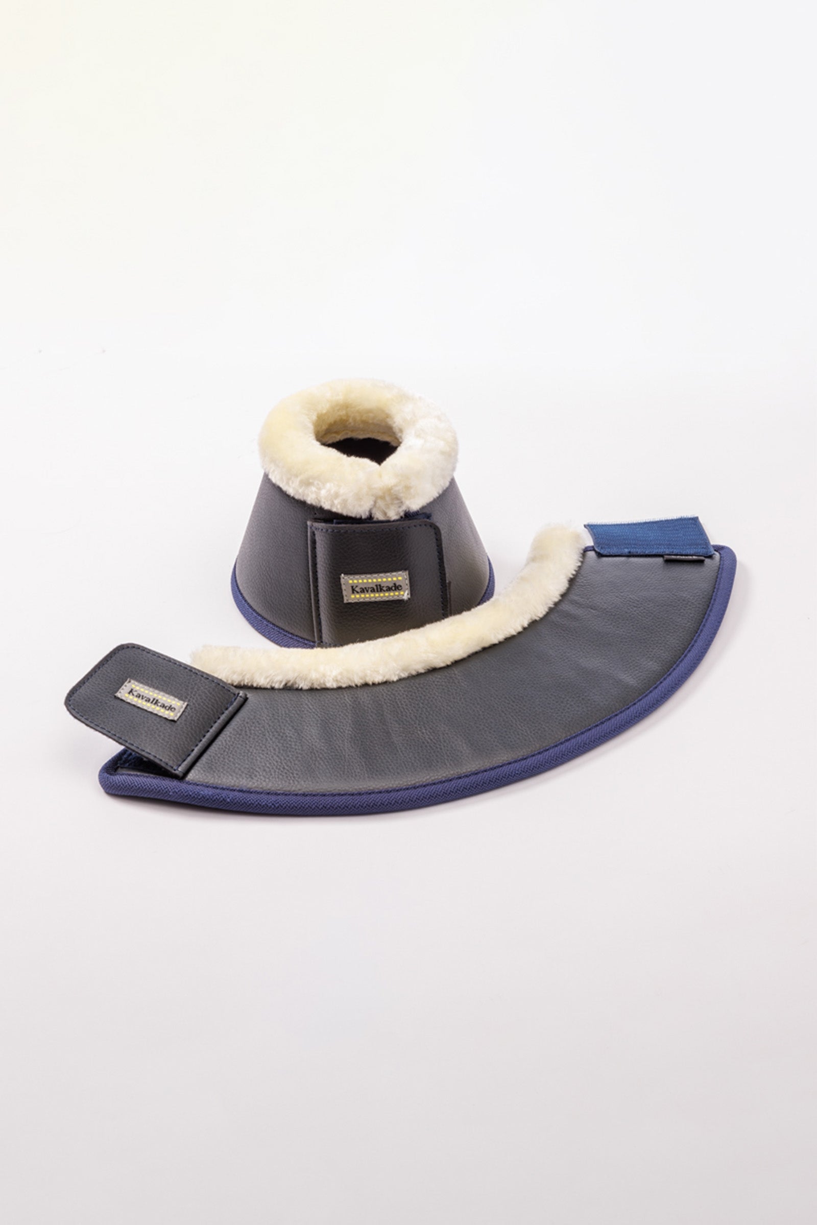 Kavalkade Over Reach Boots With Faux Fur (1 Pair) Leg Protection & Hoof Protection for Horses