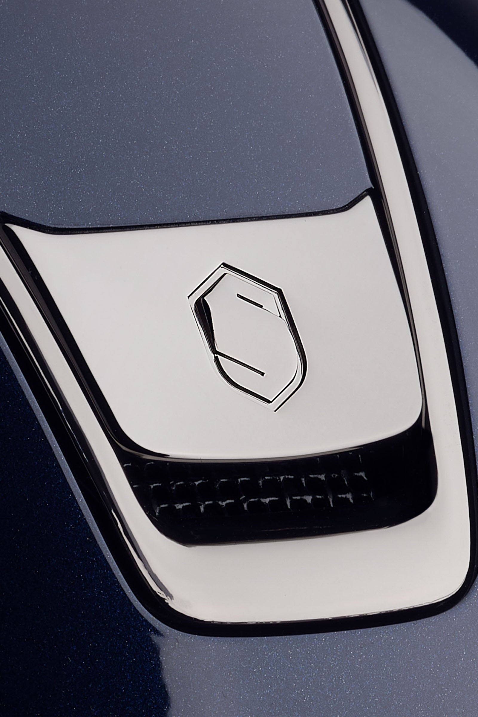 Samshield Miss Shield Glossy with Black Chrome 2.0 Safety Equipment