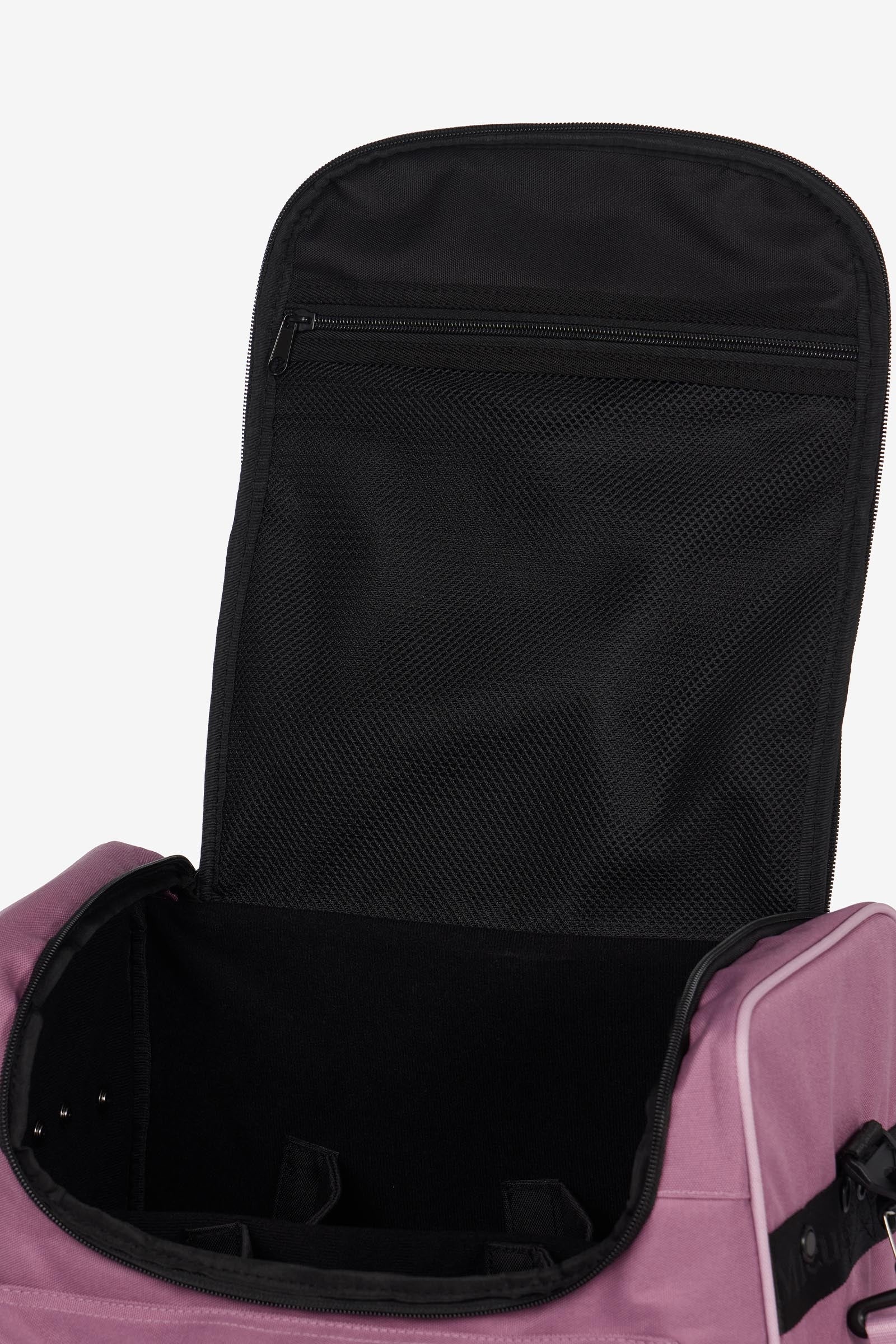 Pack shot 4