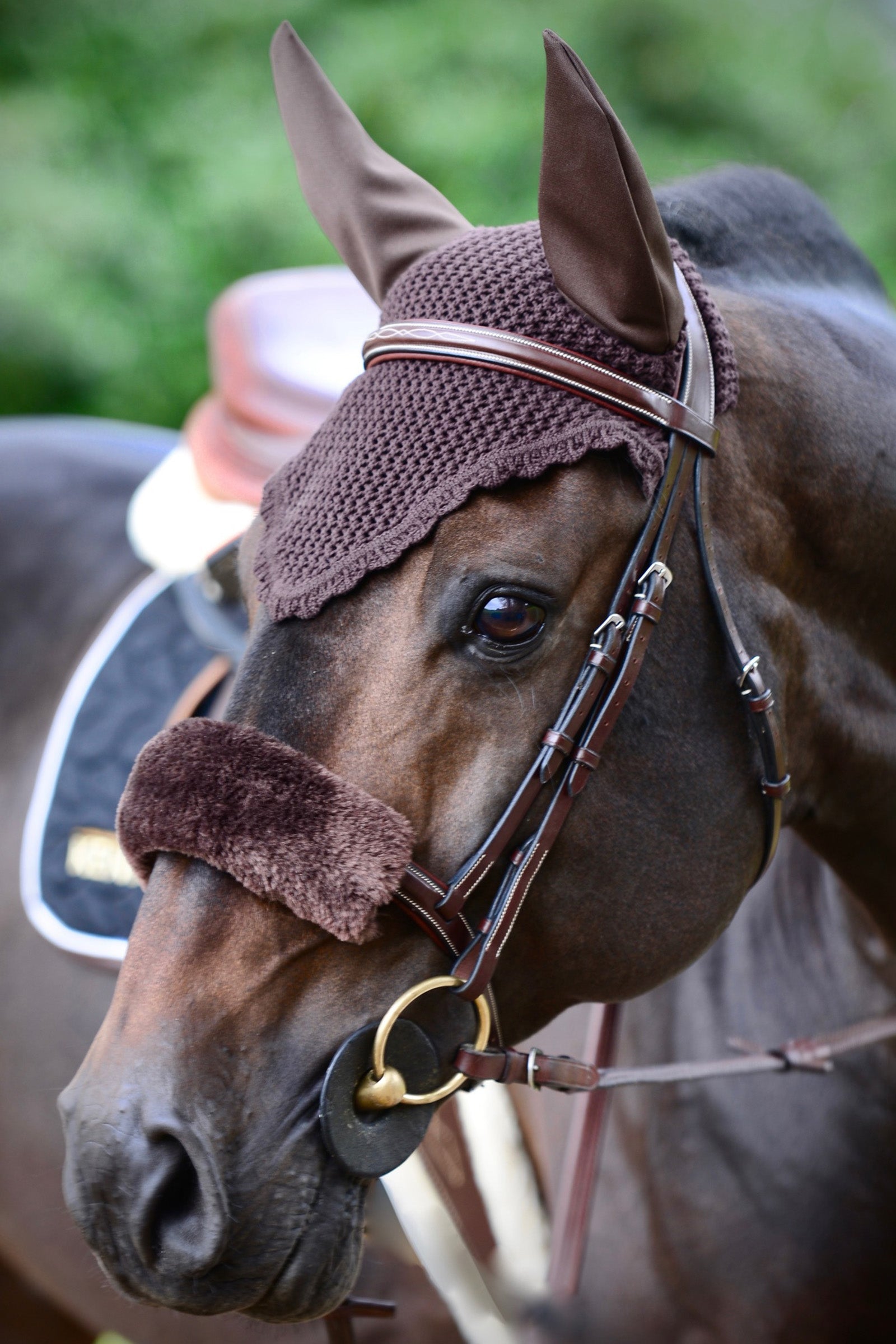 Kentucky Horsewear næsebeskytter i fåreskind Trenser & tøjler