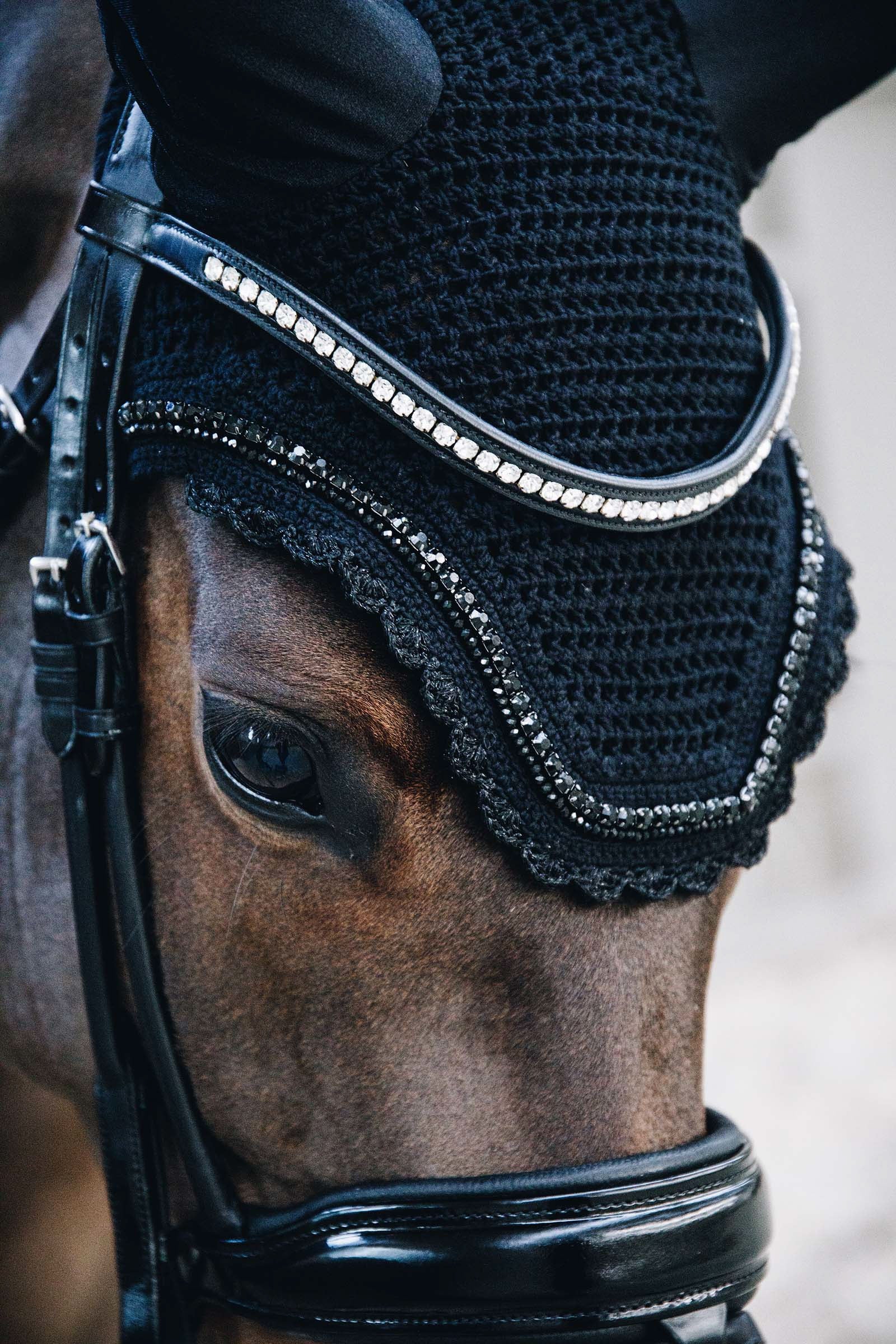 Kentucky Horsewear Fly Veil Wellington Stone & Pearl Soundless Saddle Pads