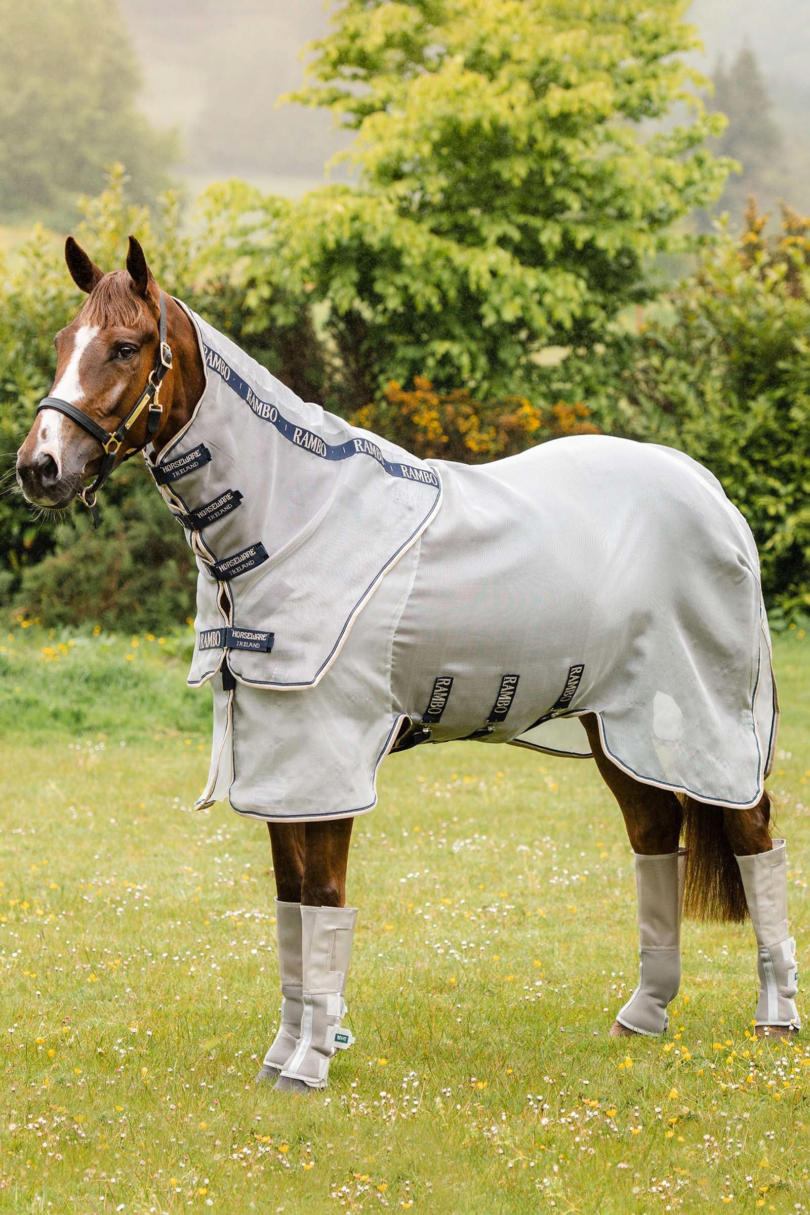 Horseware Rambo Protector fluedækken med aftagelig hals Hestedækken
