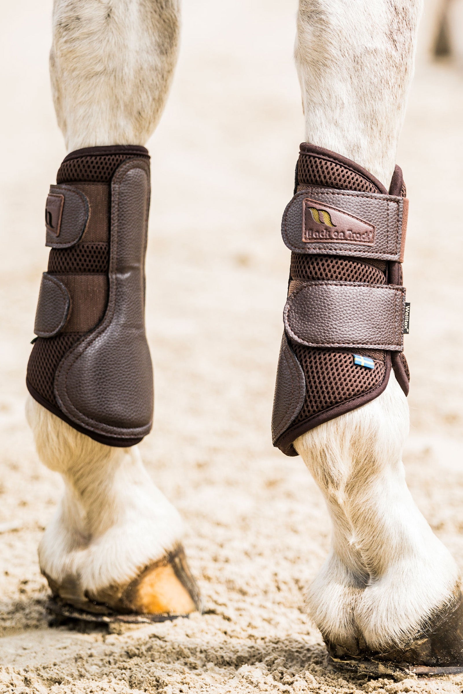 Back on Track Welltex® Airflow Brushing Boots Leg Protection & Hoof Protection for Horses