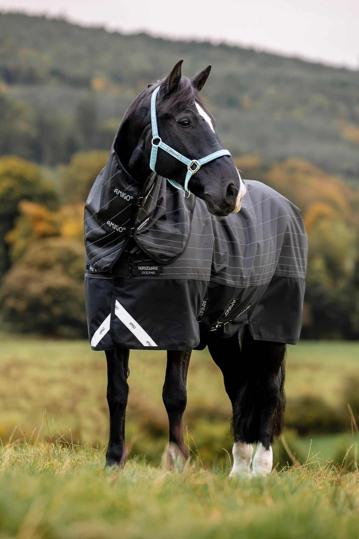 Horseware Amigo 1200D FieldSafe Reflectech Plus udedækken med aftagelig halsdel, 0 g Hestedækken