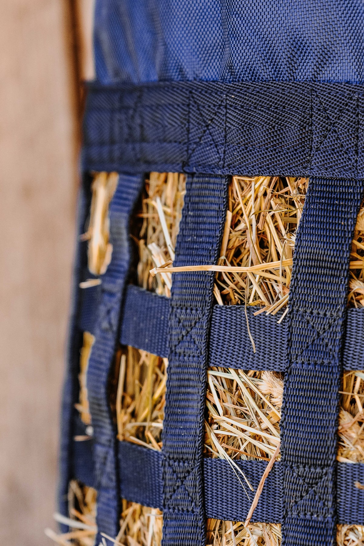 HIPPOTONIC Rectangular Hay Net Bag (80 x 65 cm) Horse Feeders & Waterers