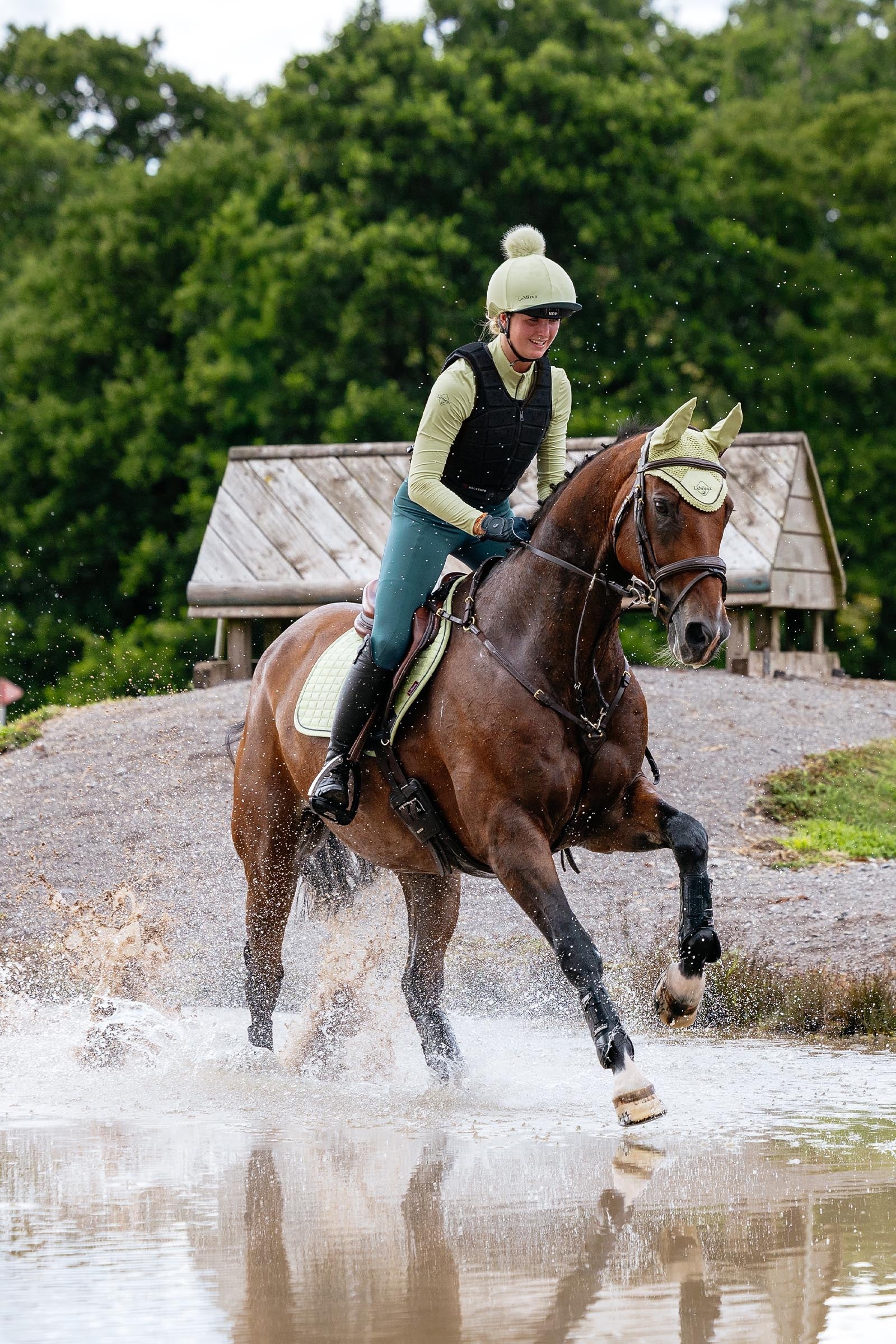 LeMieux Lemieux Suede Close Contact Square Saddle Pad Saddle Pads
