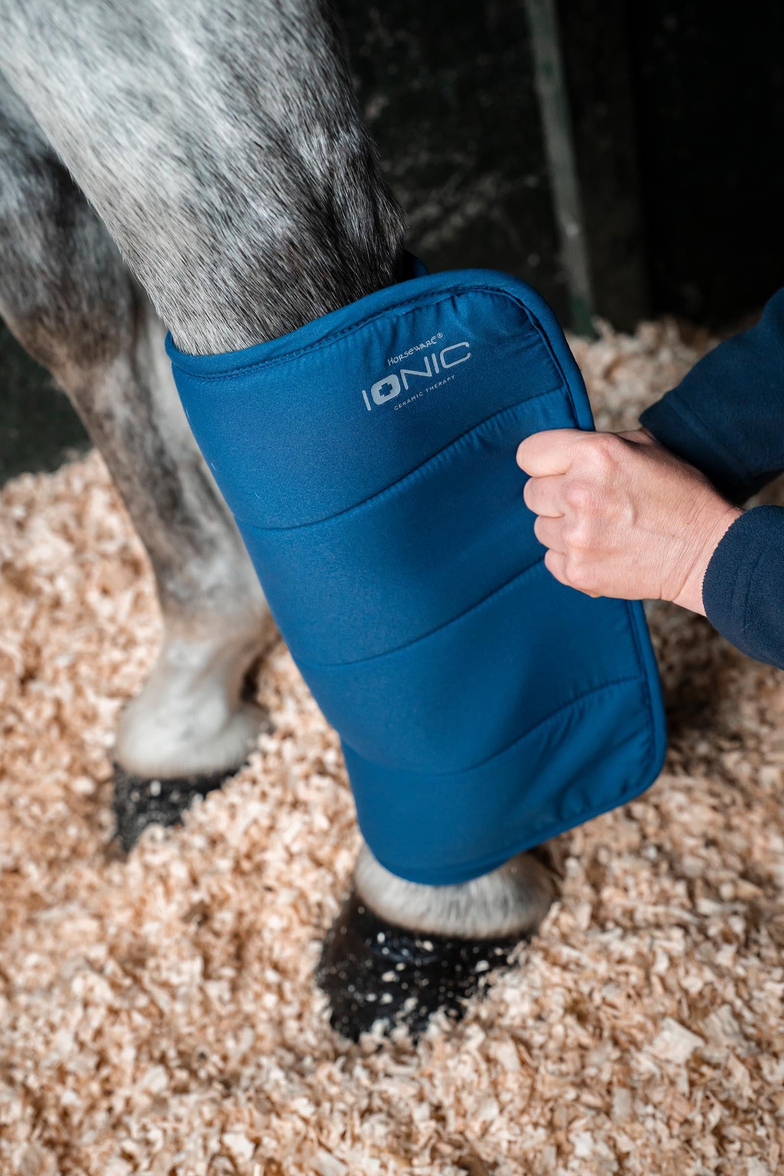 Horseware Ionic bandagepuder – sæt med 2 Leg Protection & Hoof Protection for Horses