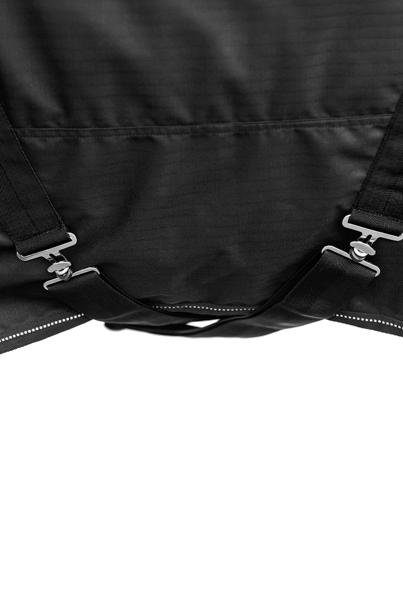 Pack shot 6