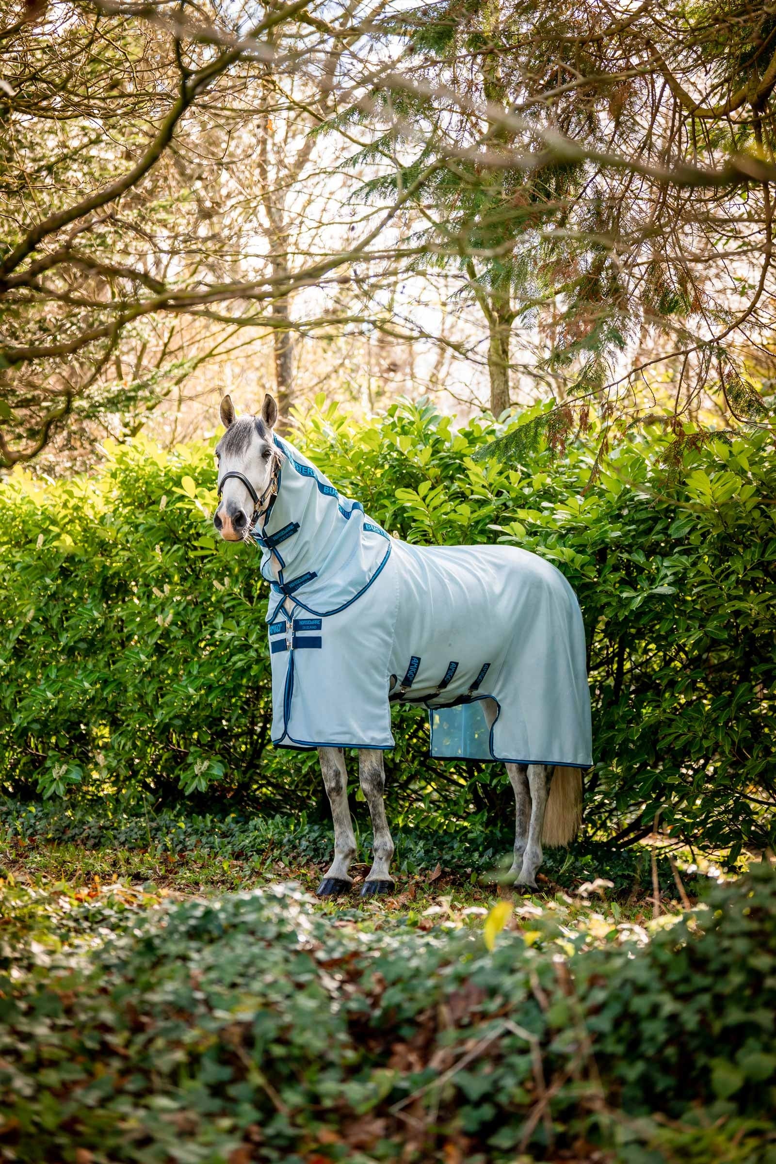 Horseware Amigo Bug Buster fluedækken med aftagelig halsdel Hestedækken