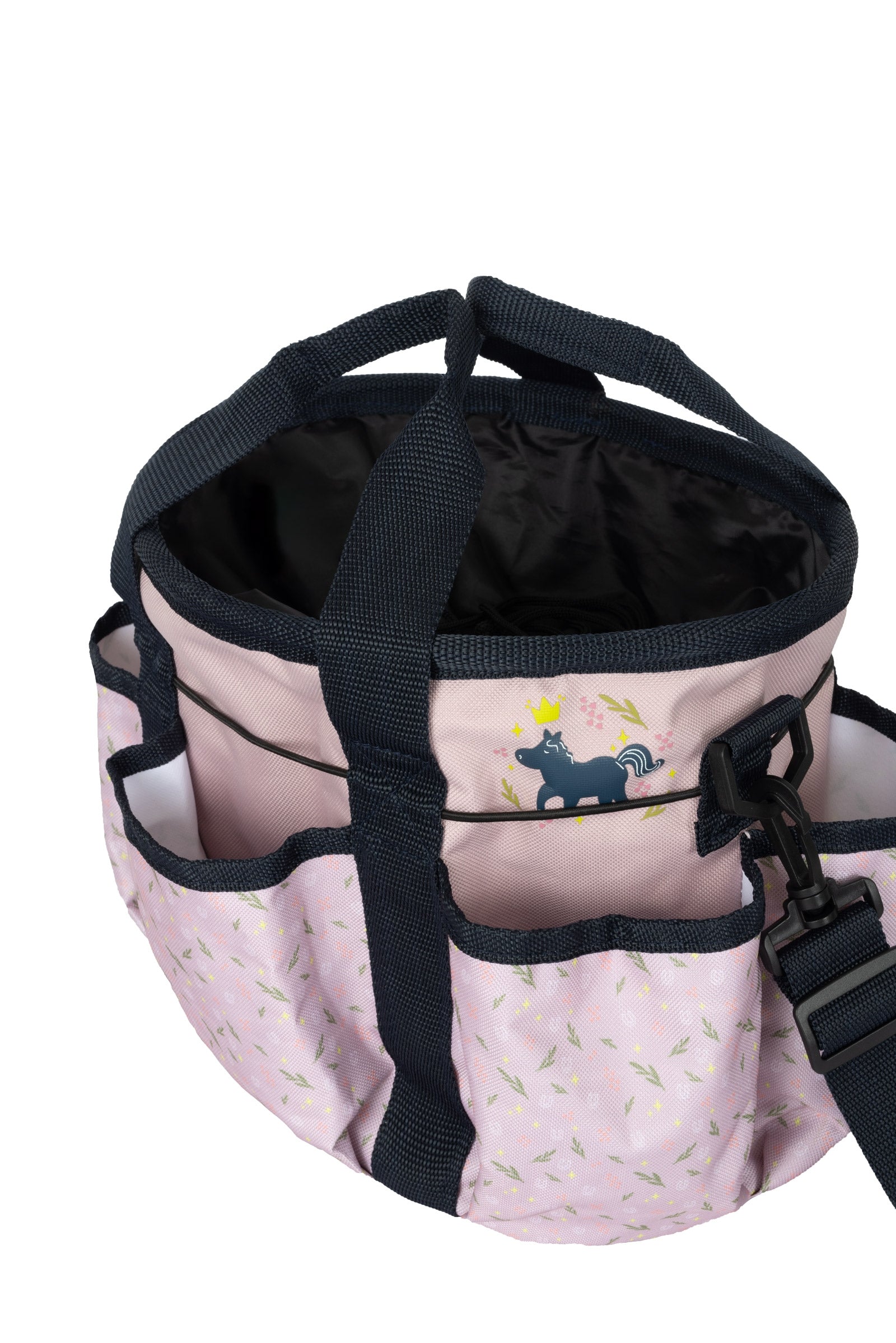 Pack shot 3