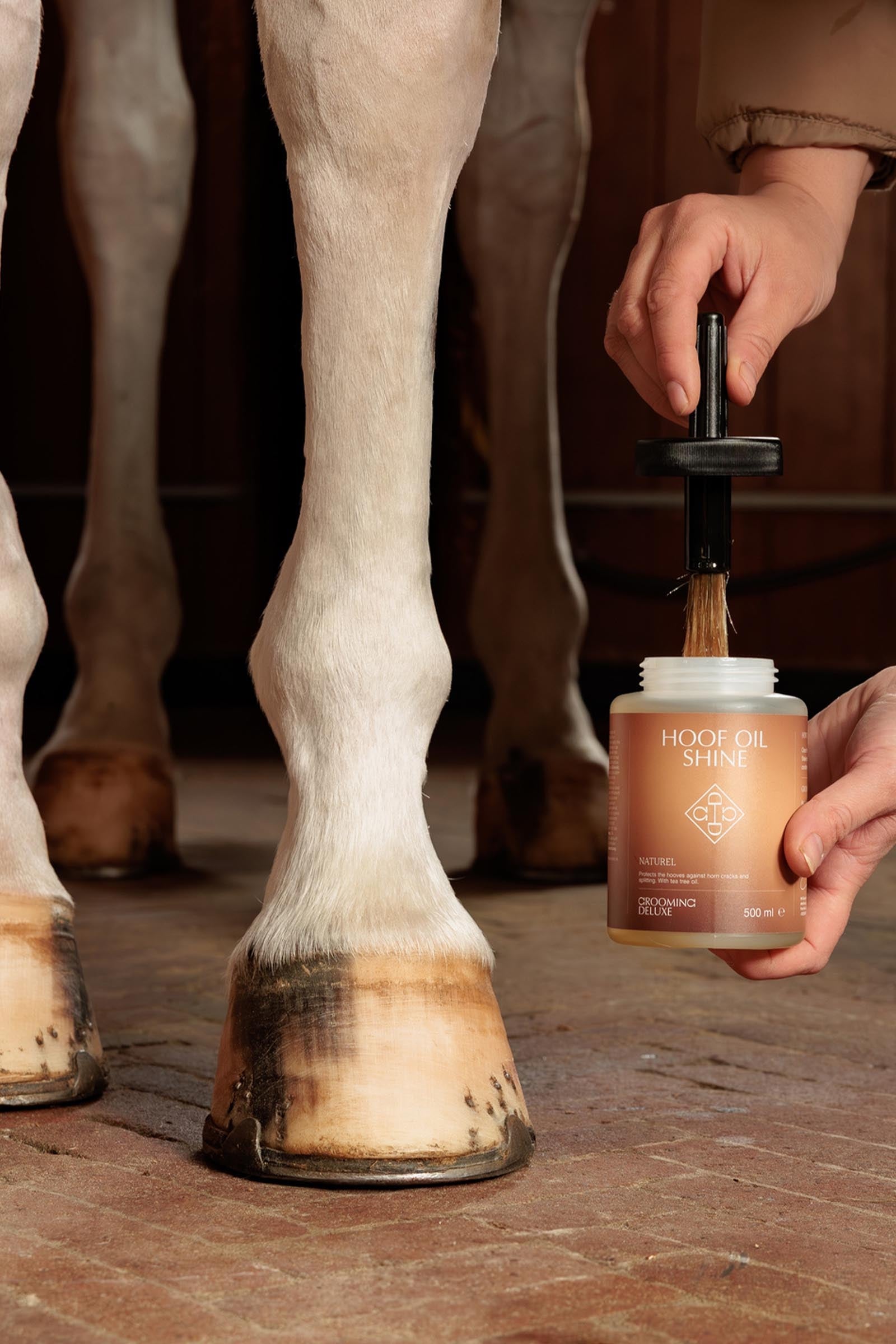 Grooming Deluxe Hoof Oil Shine, 500ml Horse Health Care