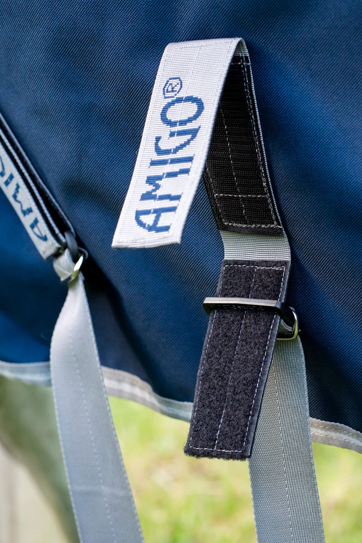 Horseware Amigo 1200D FieldSafe Plus Turnout With Detachable Neck, 50 g Horse Rugs