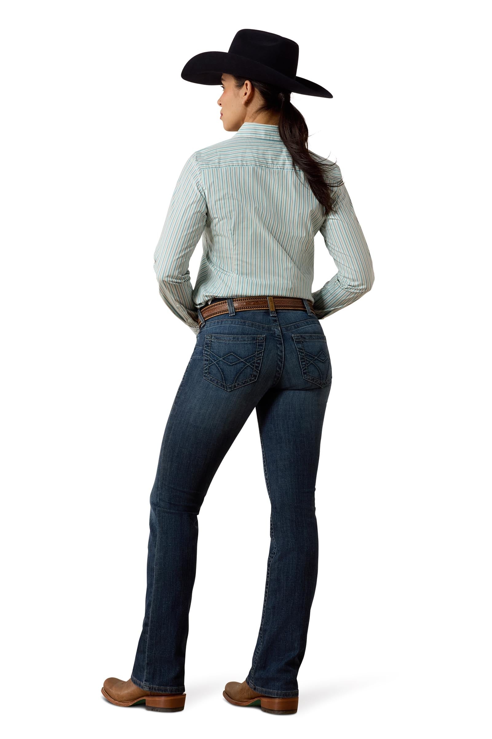 Model shot 6