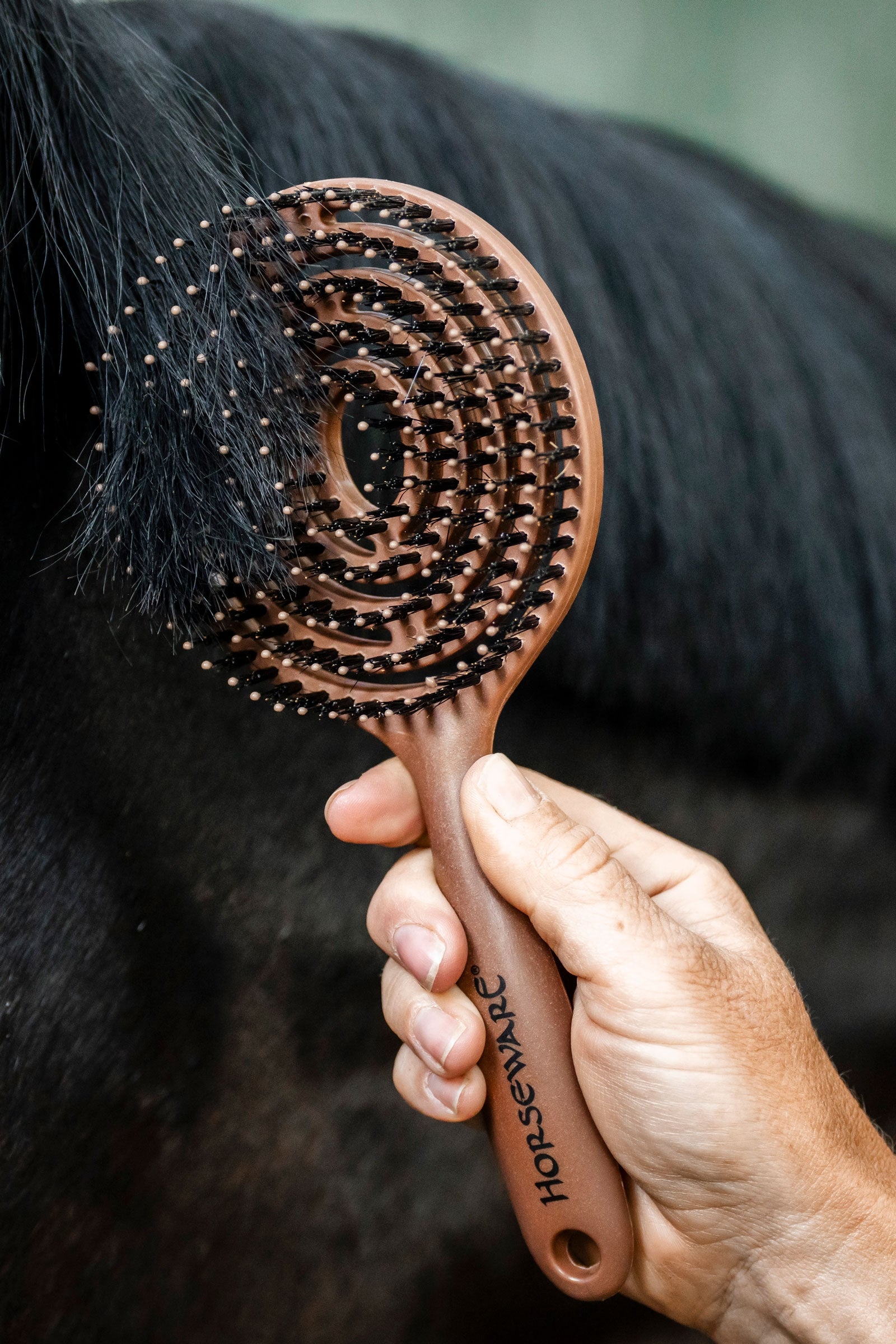 Horseware Mane & Tail Brush Horse Grooming Tools