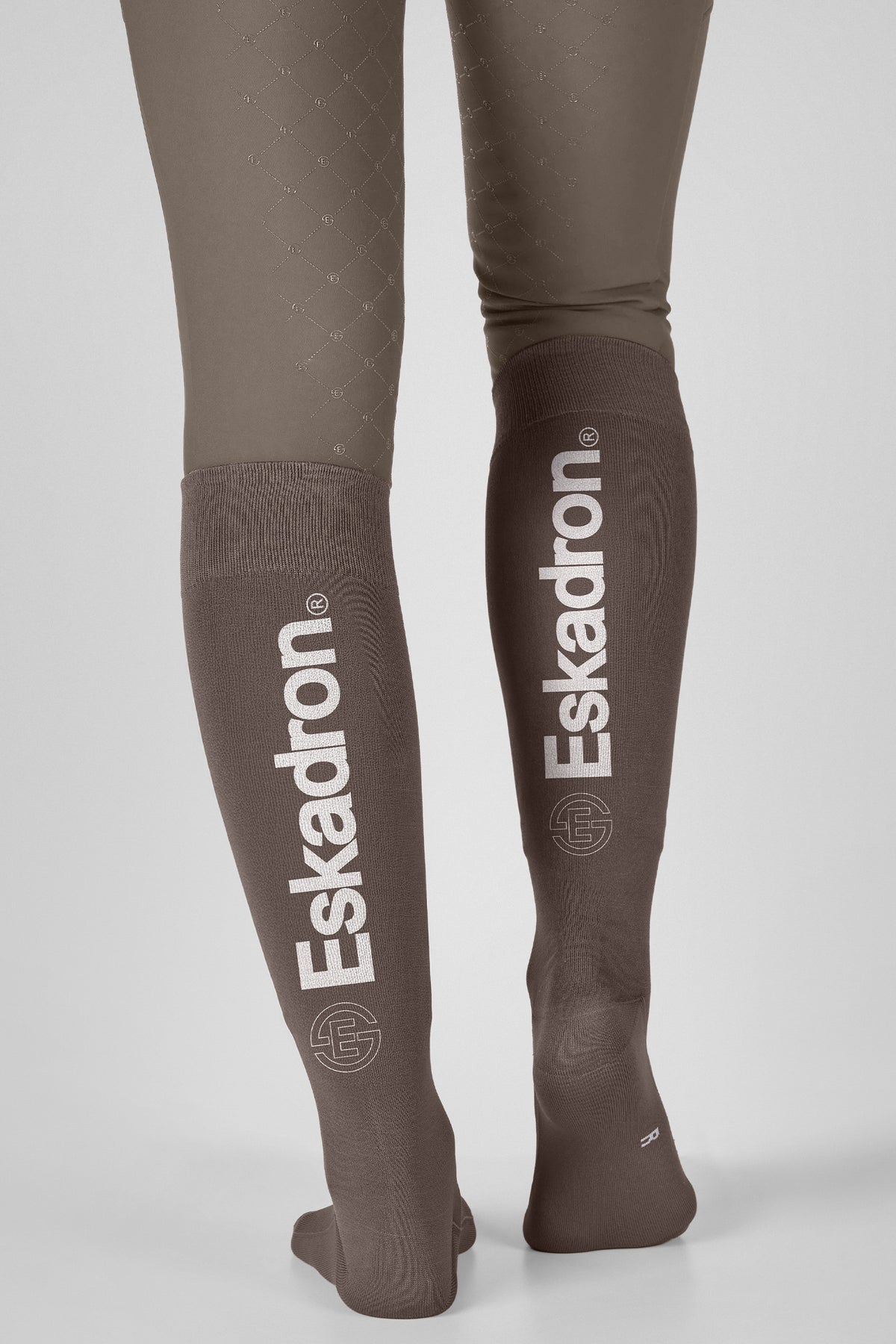 Eskadron Dynamic Fanatics AW26 Kneesocks Socks