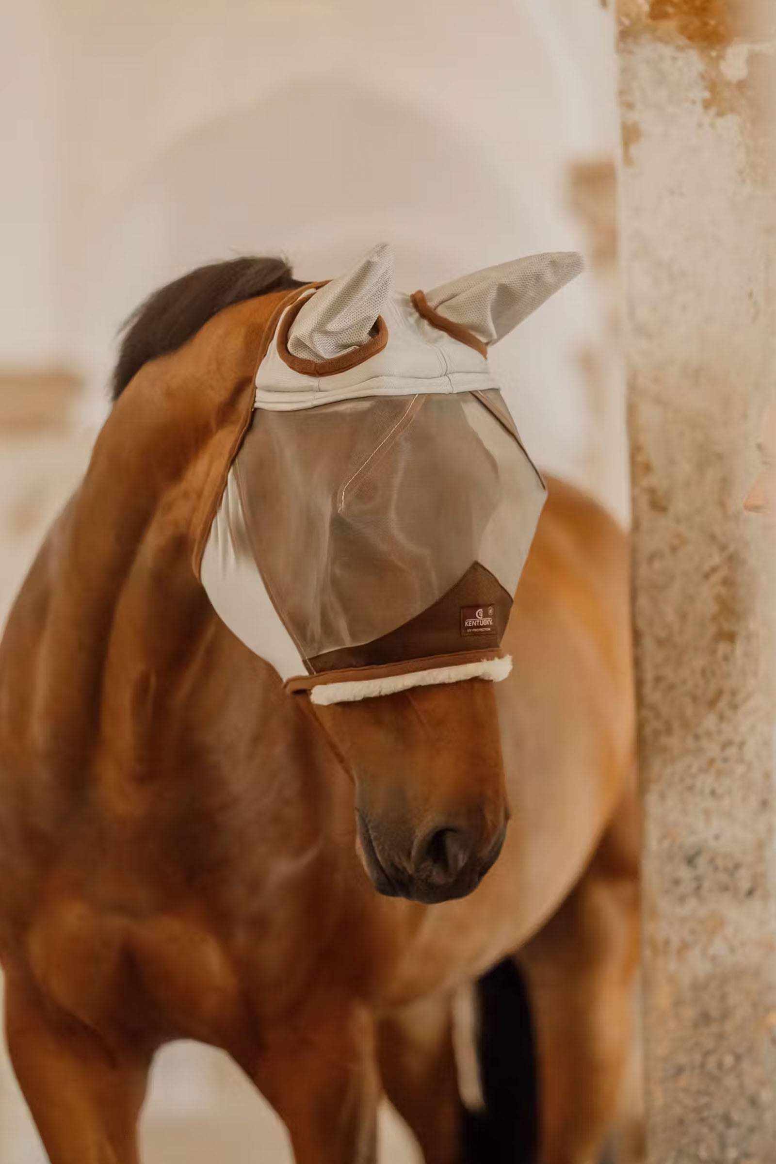 Kentucky Horsewear hudvenlig fluebeskyttelsesmaske med ører Fluebeskyttelse