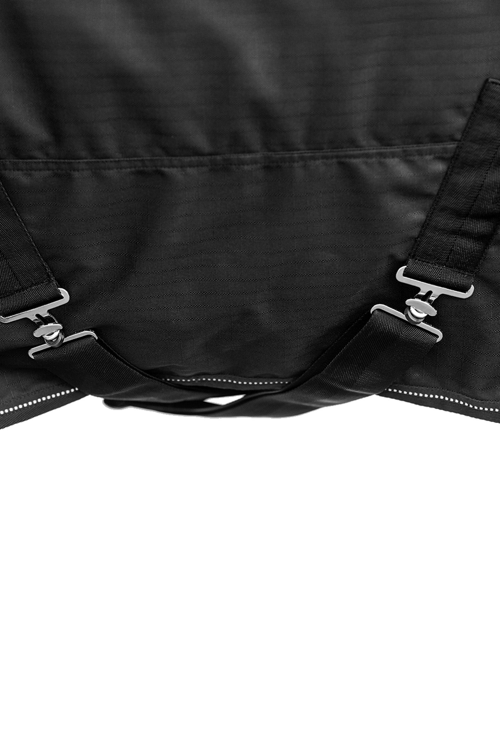 Pack shot 6