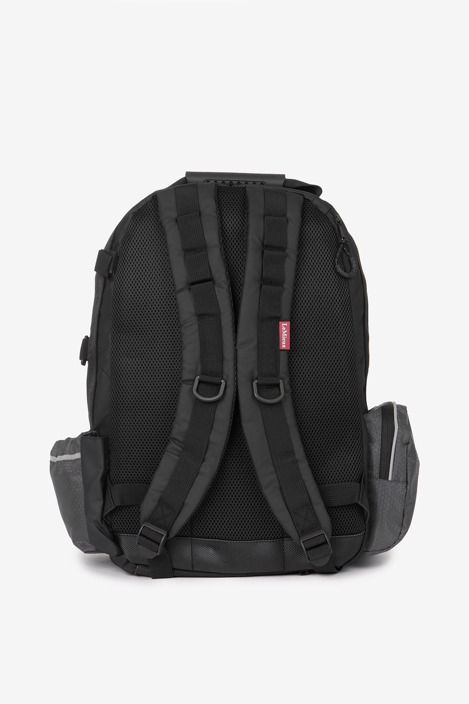 Pack shot 2