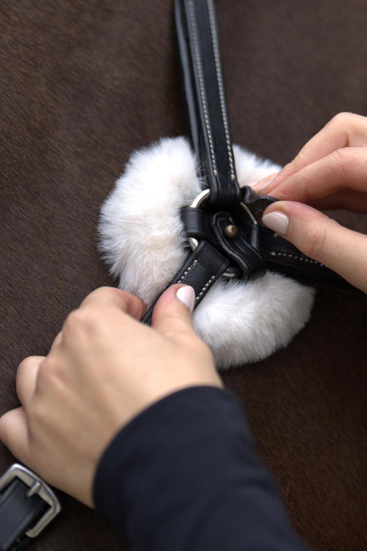 Kavalkade Bianca 5-Pt. Breastplate With Elastic Bridles & Reins