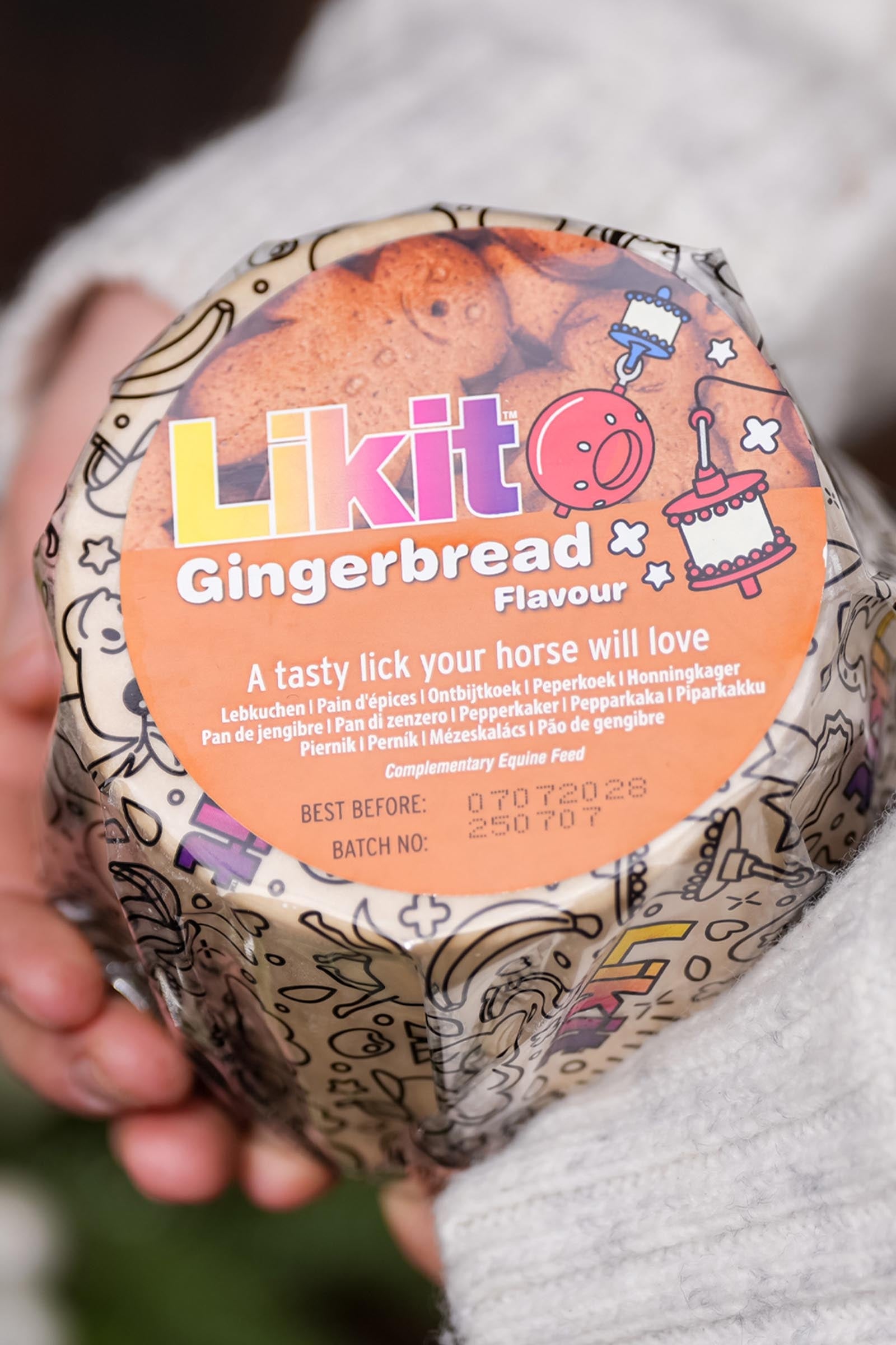 Lifestyle shot 1