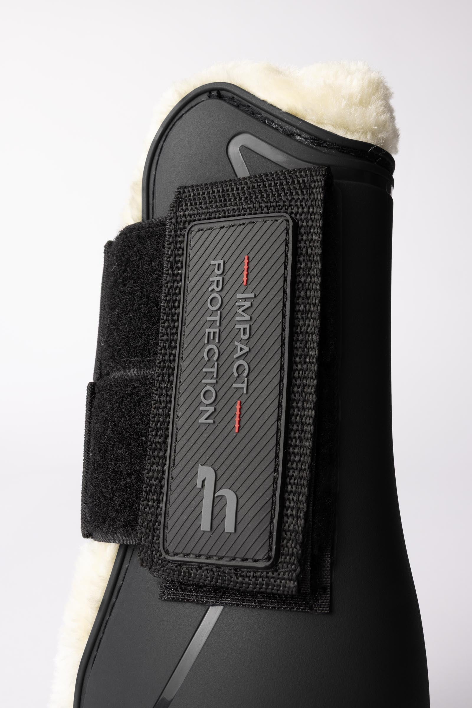 Horze Armour Airflow Tendon With Fake Fur Leg Protection & Hoof Protection for Horses
