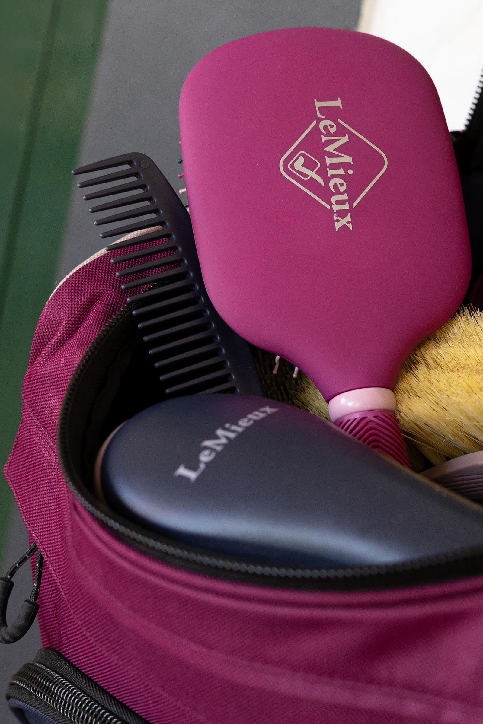 LeMieux ProKit Lite Grooming Bag Accessories