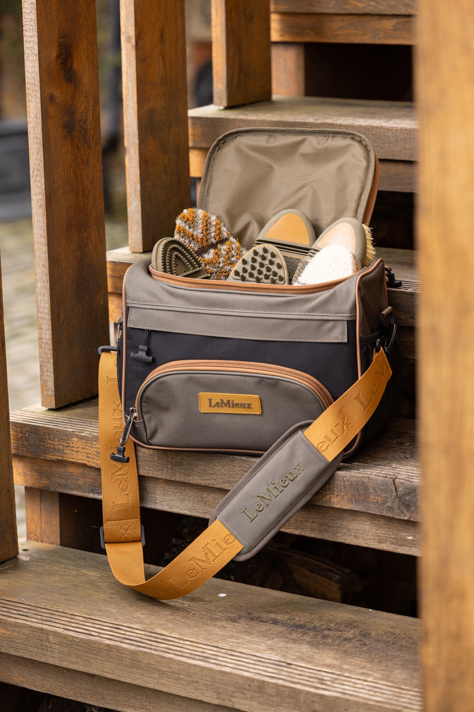 LeMieux ProKit Lite Grooming Bag Accessories
